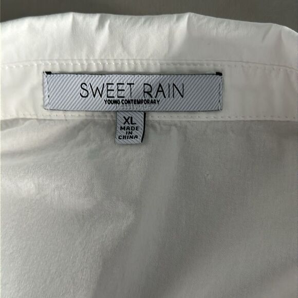 Sweet Rain Graphic Oversized Button Down Shirt Size XL Untamed Strange Print - Picture 6 of 12